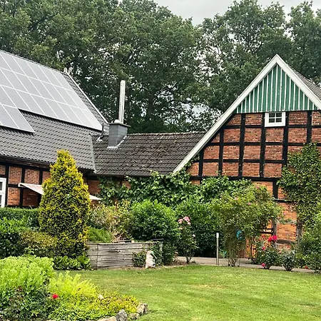 Am Halbmond Apartmán *